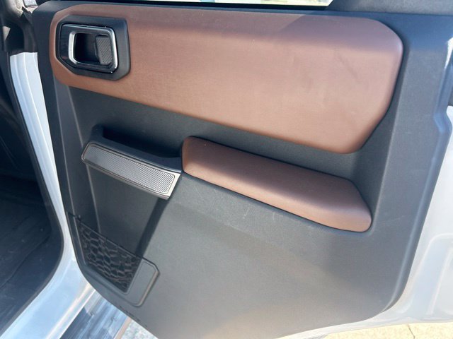 Used 2022 Ford Bronco Outer Banks AWD/4WD image 13