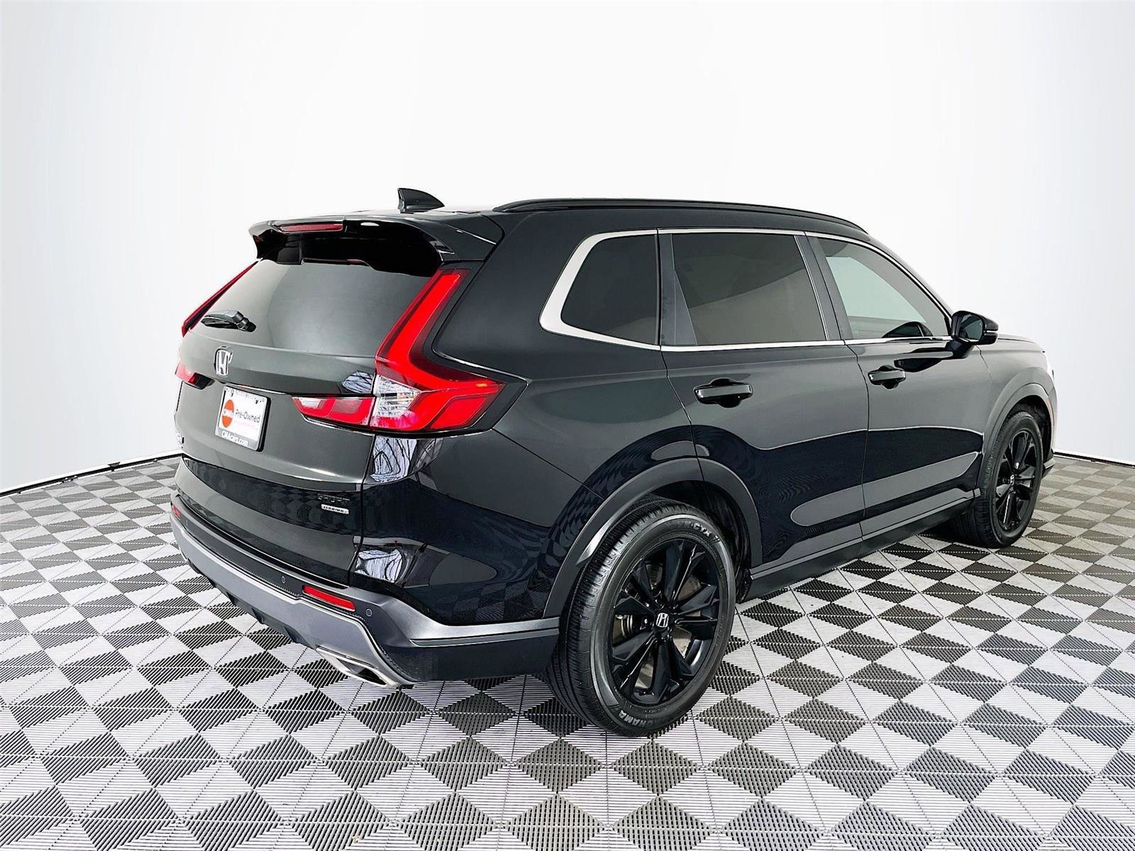 Used 2023 Honda CR-V Sport Touring image 11