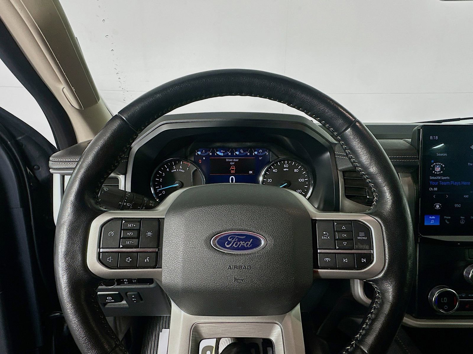 Used 2023 Ford Expedition XLT AWD/4WD image 11