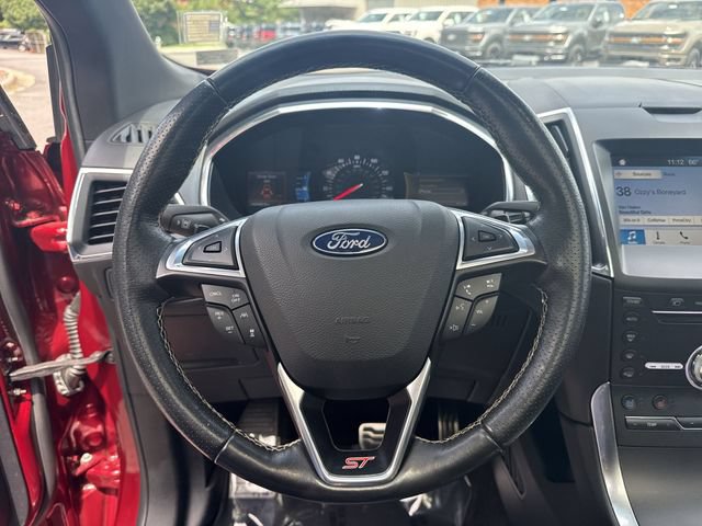 Used 2019 Ford Edge ST w/ Equipment Group 401A AWD/4WD image 14
