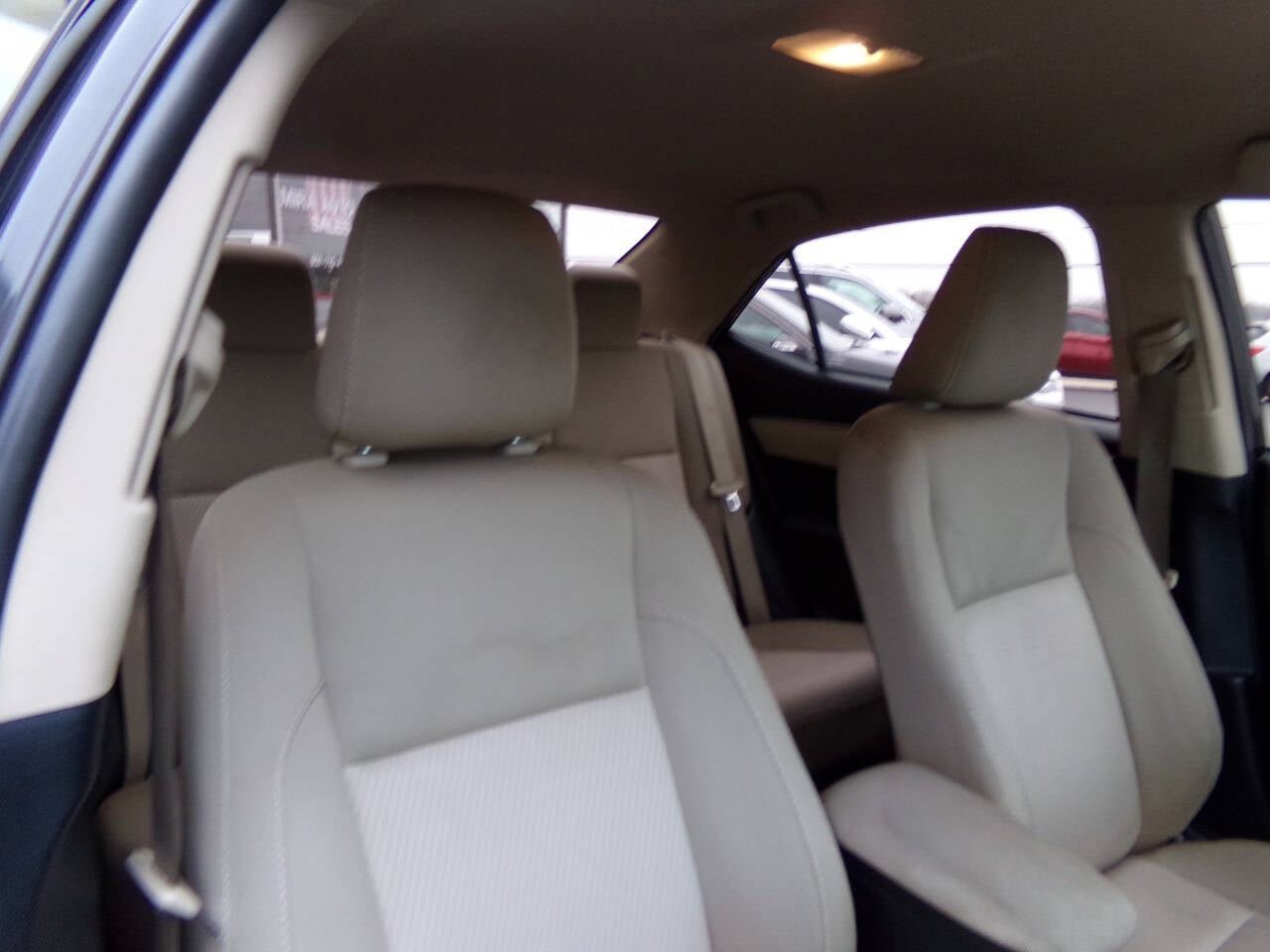 Used 2015 Toyota Corolla LE FWD image 51