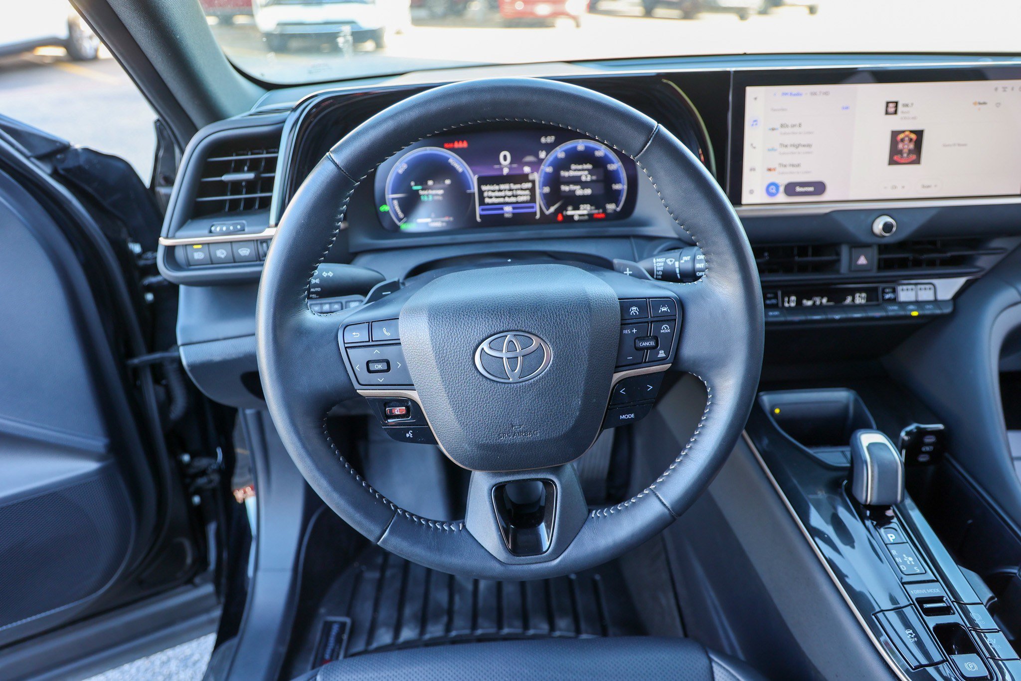Certified 2025 Toyota Crown Signia AWD/4WD image 49