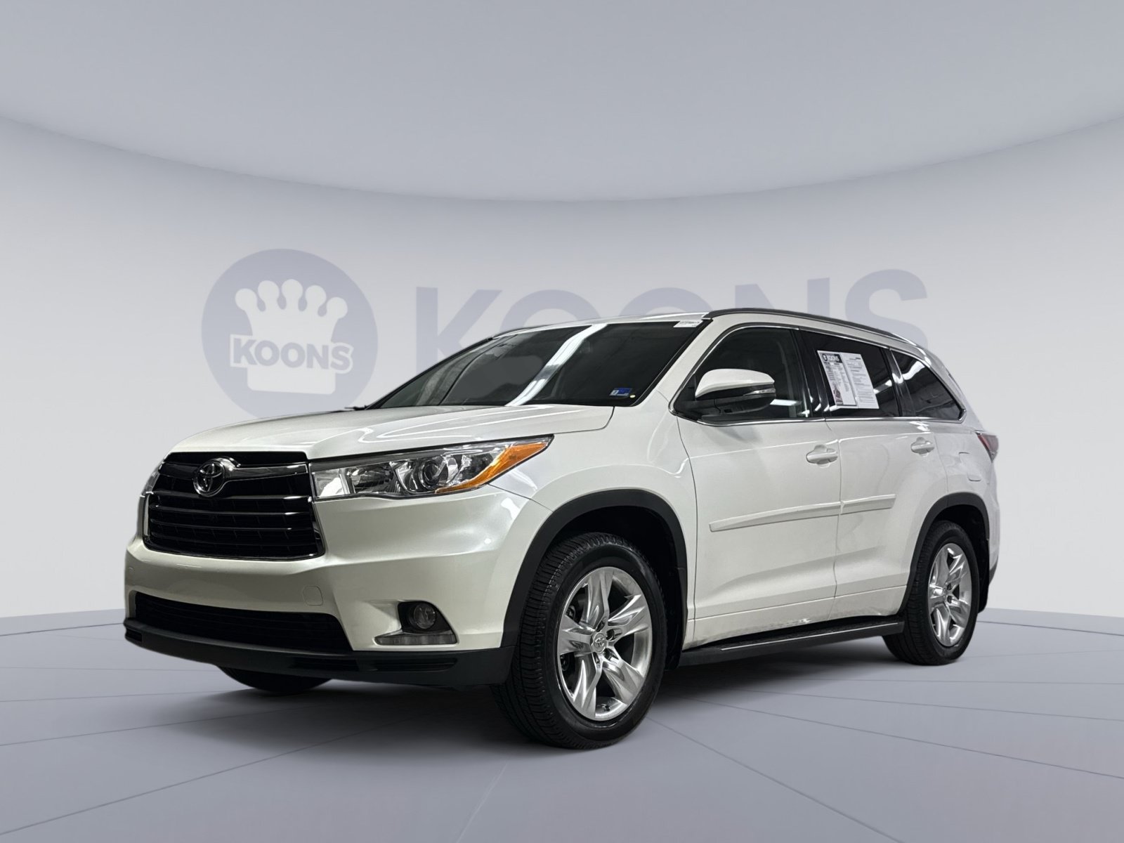 Used 2015 Toyota Highlander Limited AWD/4WD image 1