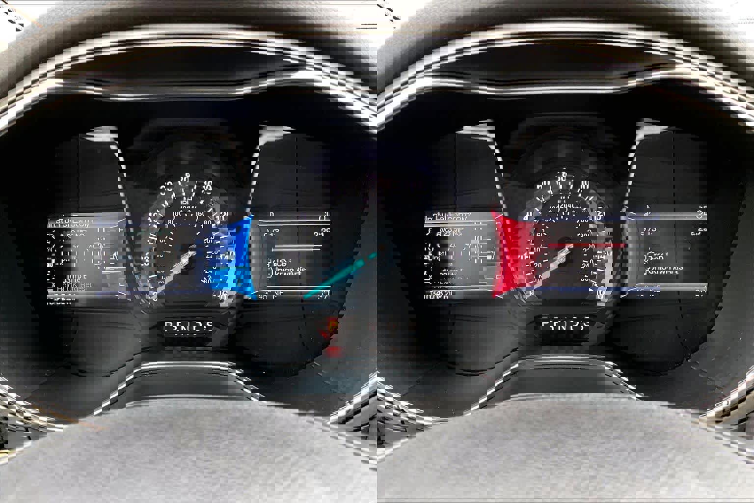 Used 2014 Ford Fusion SE w/ Equipment Group 202A image 25