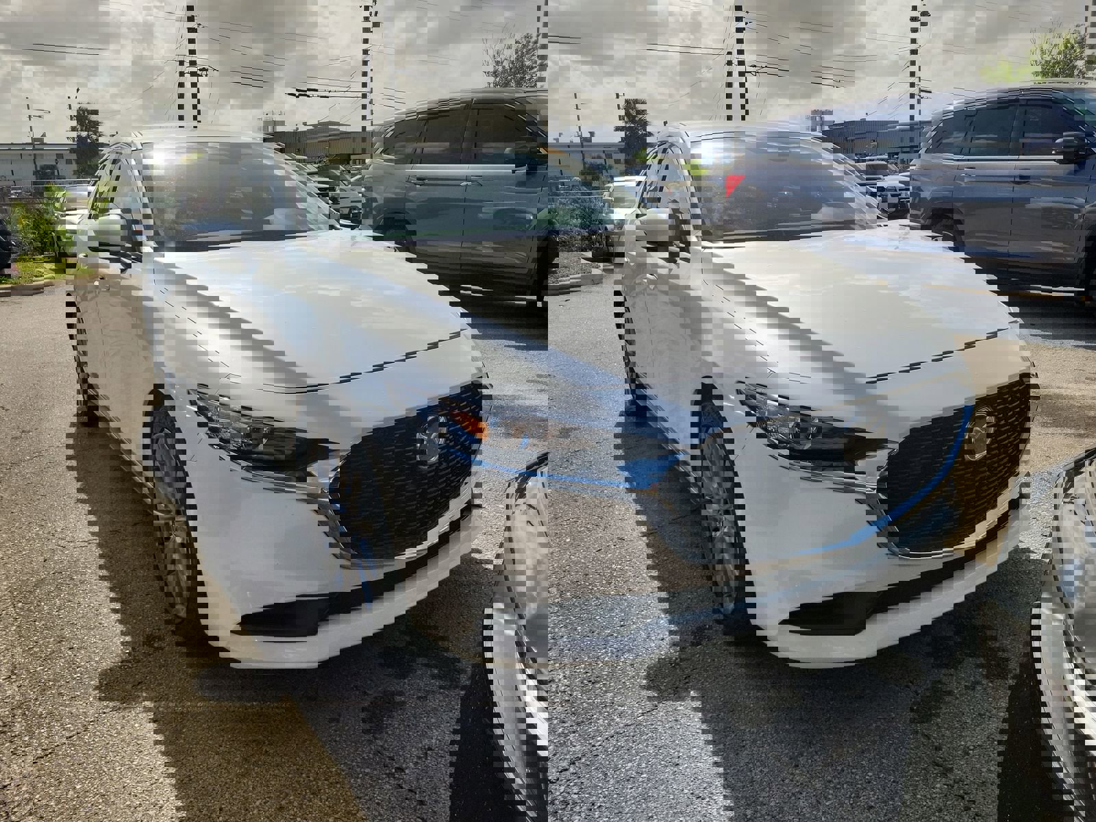 Used 2023 MAZDA MAZDA3 s image 2