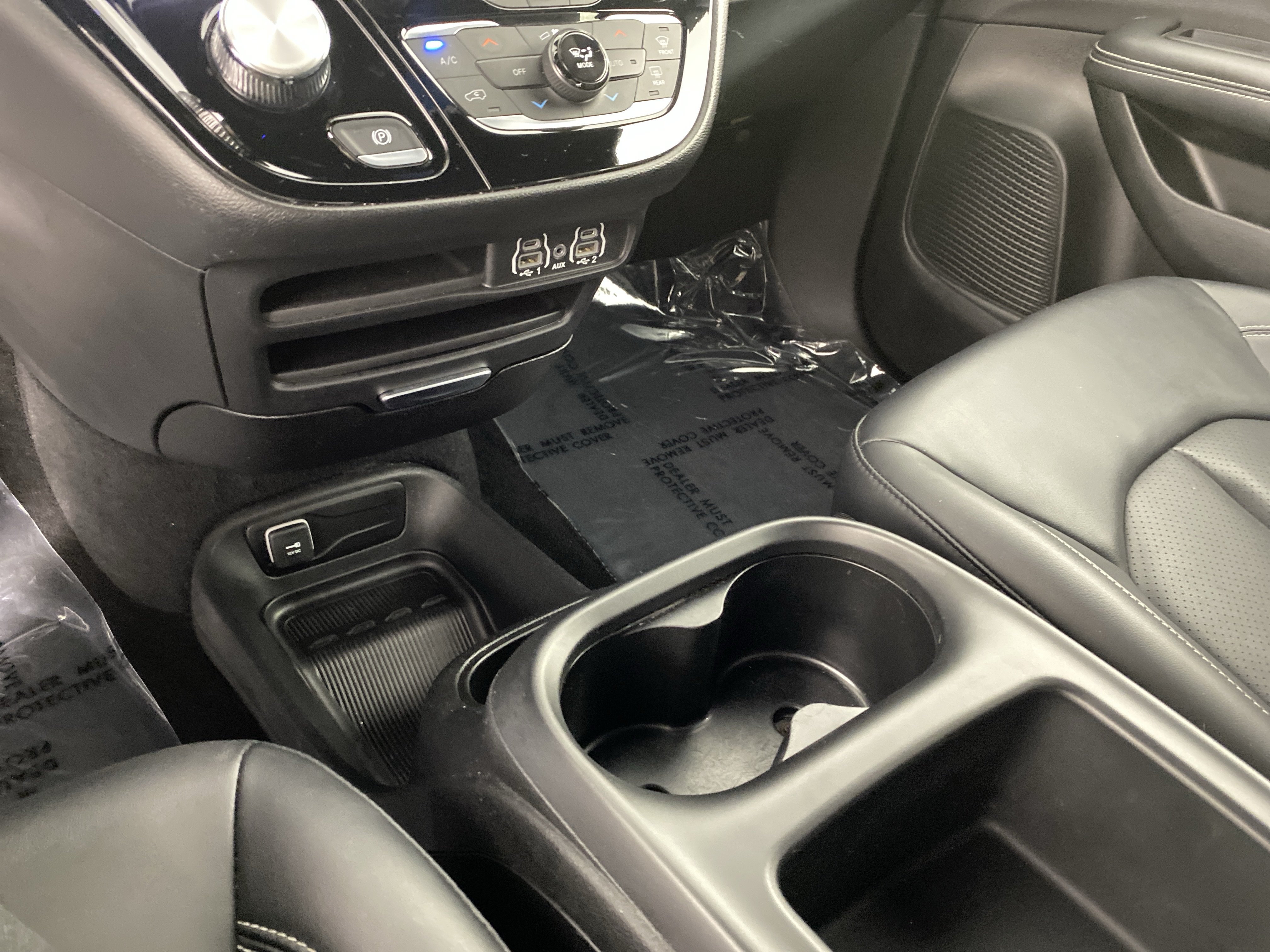 Used 2025 Chrysler Pacifica Select FWD image 30