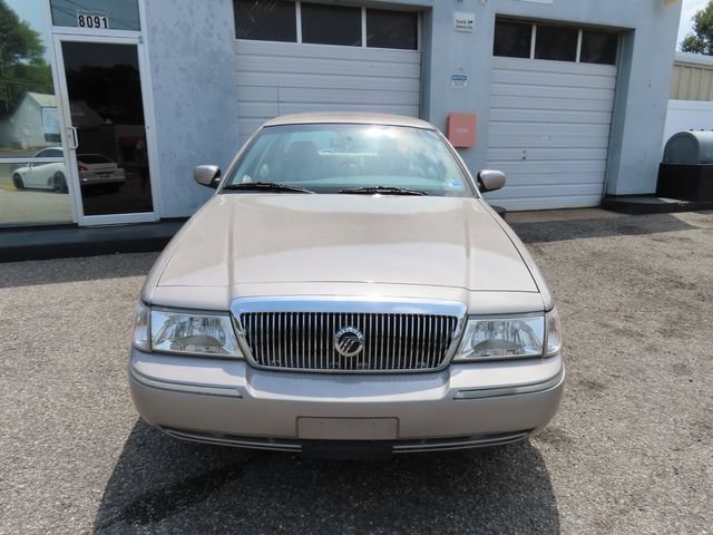 Used 2005 Mercury Grand Marquis LS RWD image 2