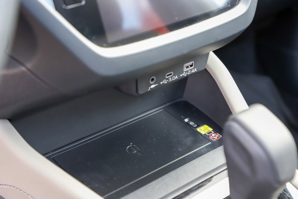 Used 2025 Subaru Forester Limited image 35