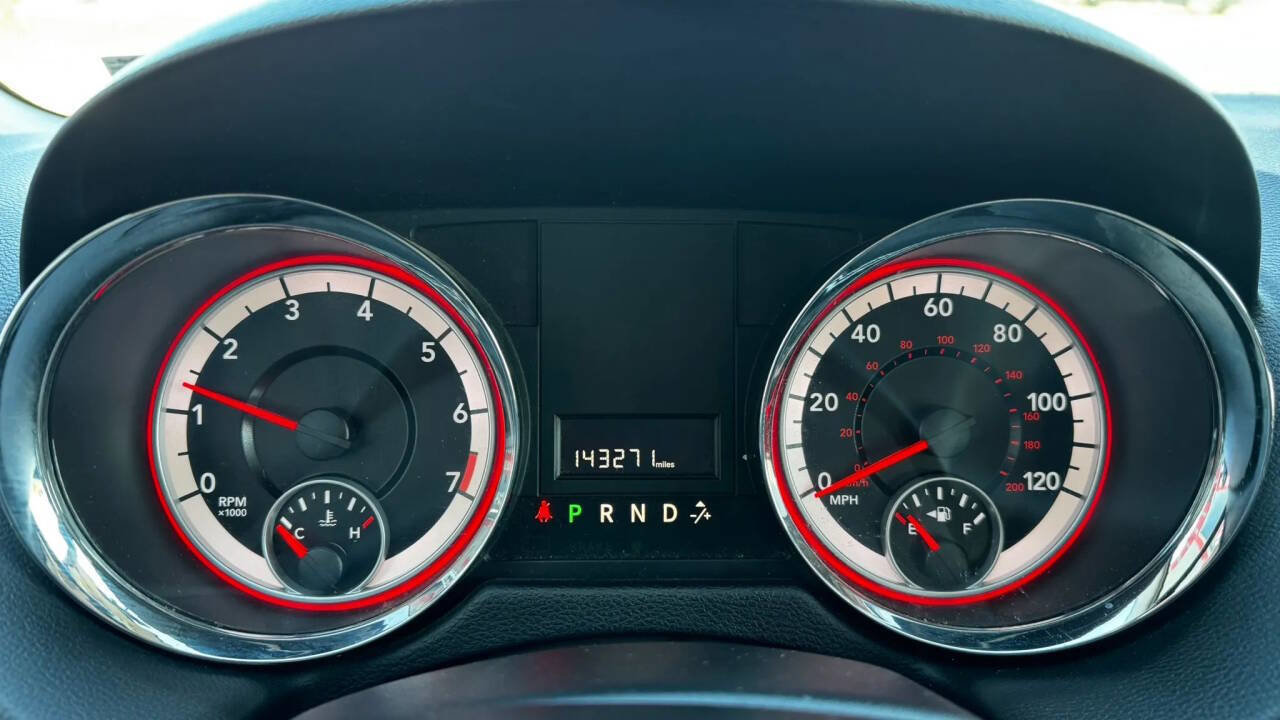 Used 2013 Dodge Grand Caravan SE image 26