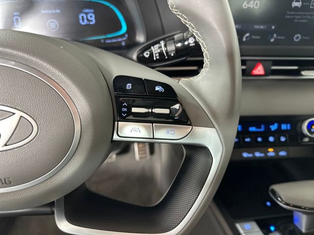 Certified 2025 Hyundai Elantra Sport image 45