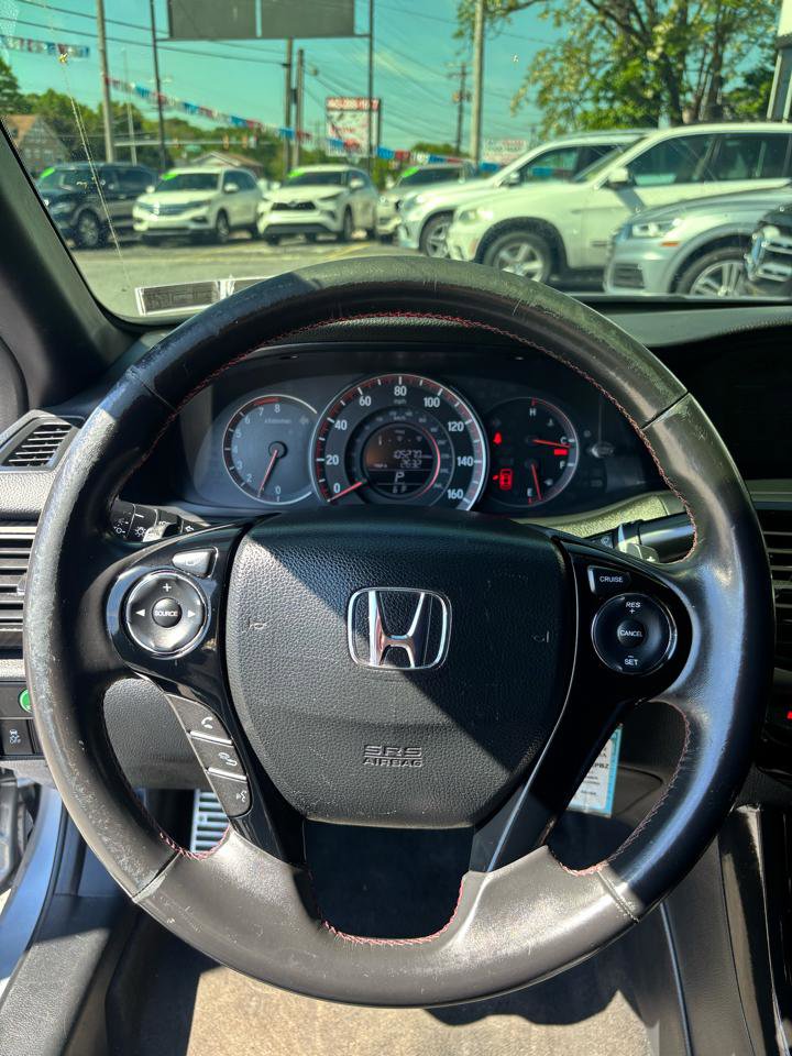 Used 2017 Honda Accord Sport Special Edition image 10