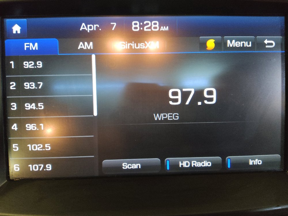 Used 2018 Hyundai Santa Fe Sport image 25