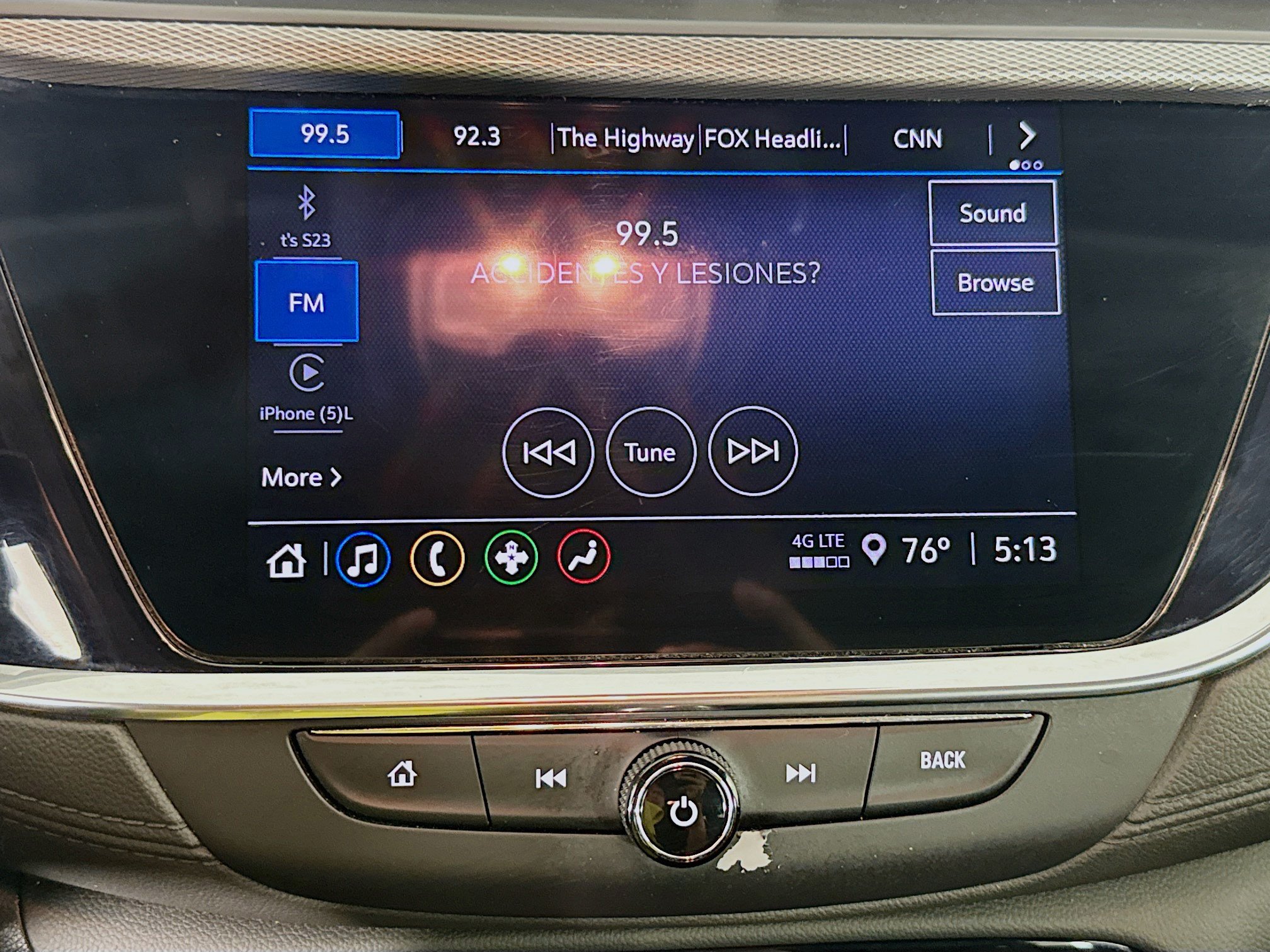 Used 2022 Buick Encore GX Essence FWD image 17