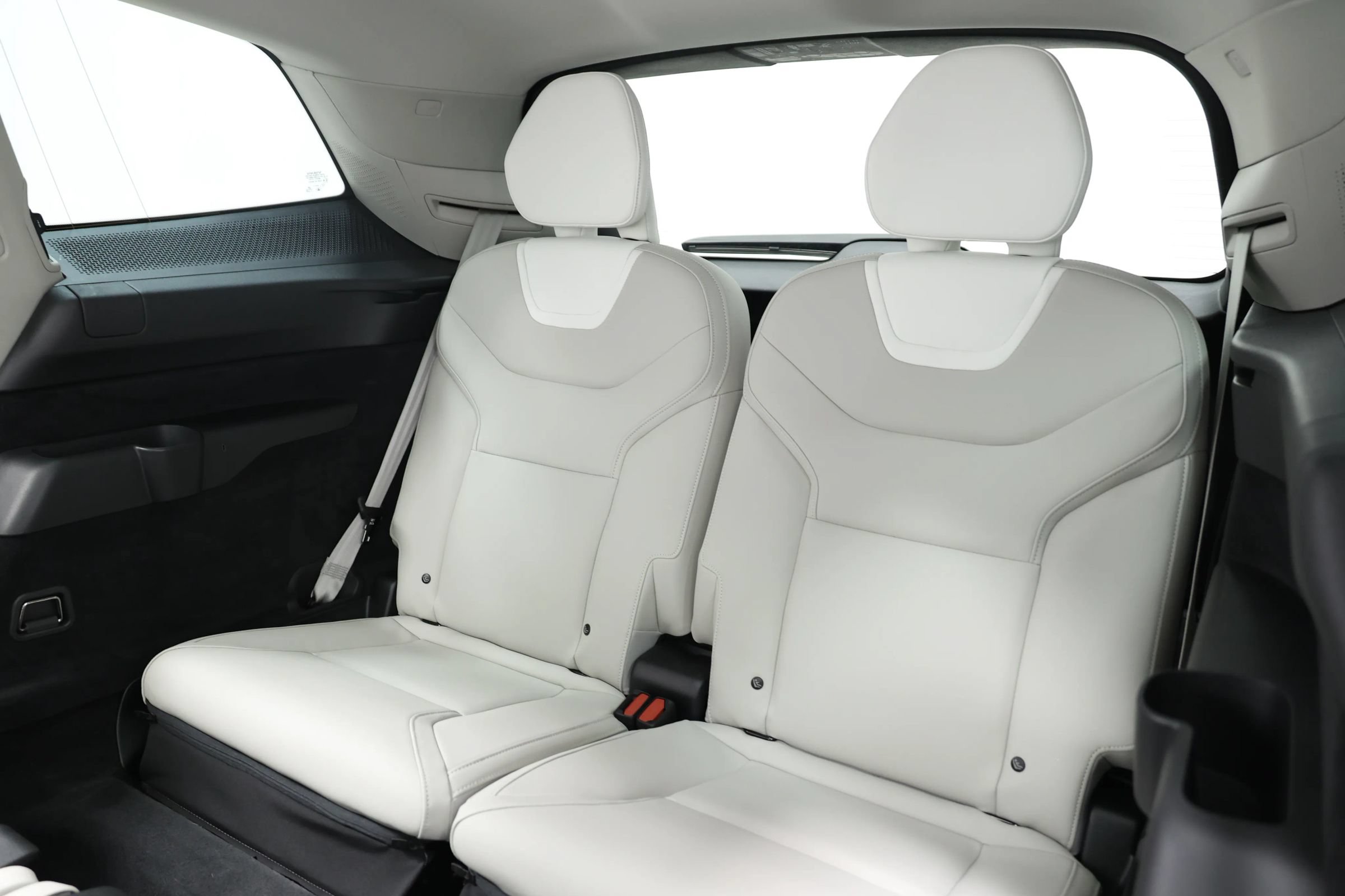 Used 2025 Volvo EX90 Ultra AWD/4WD image 4