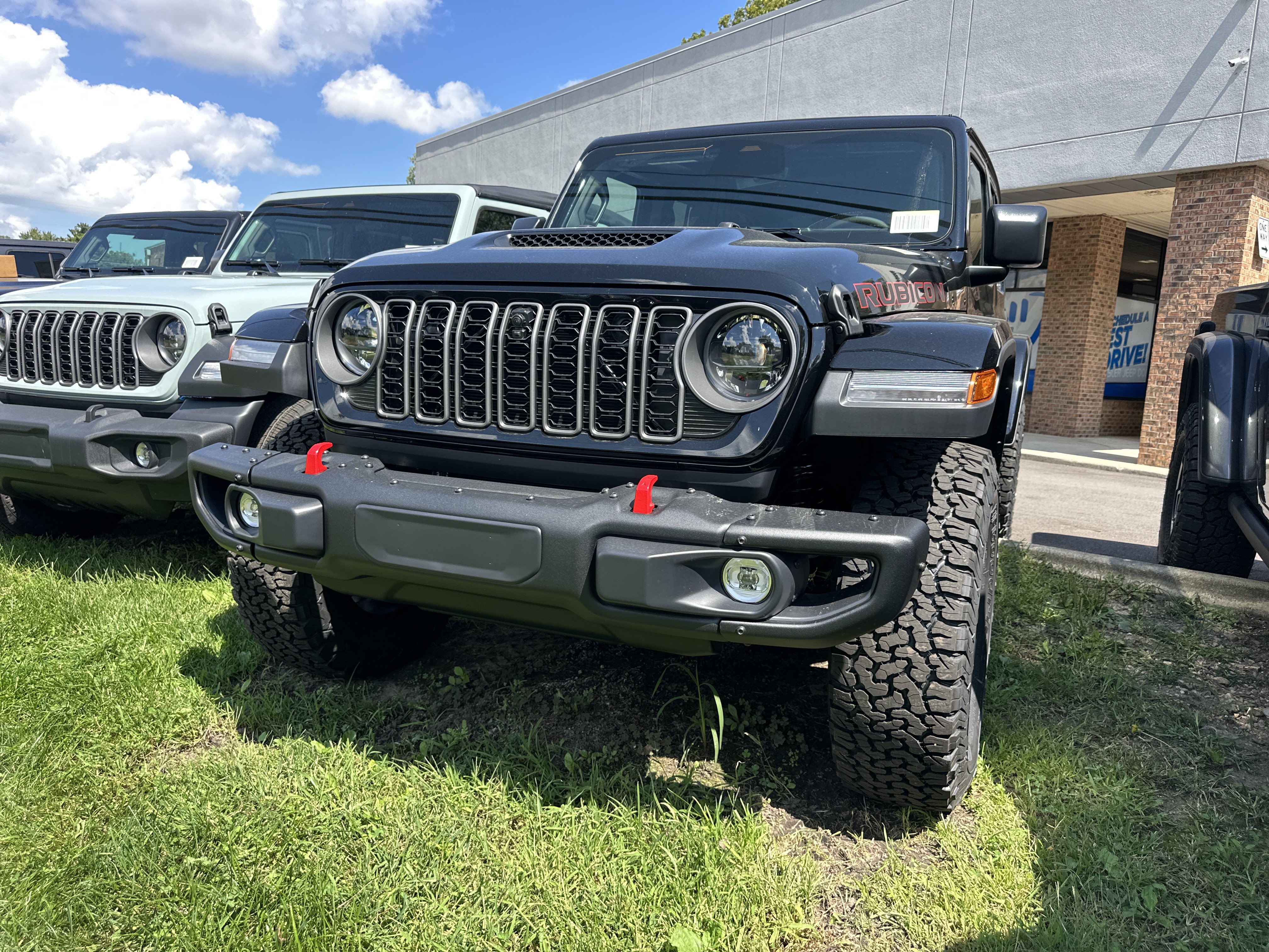 New 2027 Jeep Wrangler Unlimited Rubicon AWD/4WD image 22
