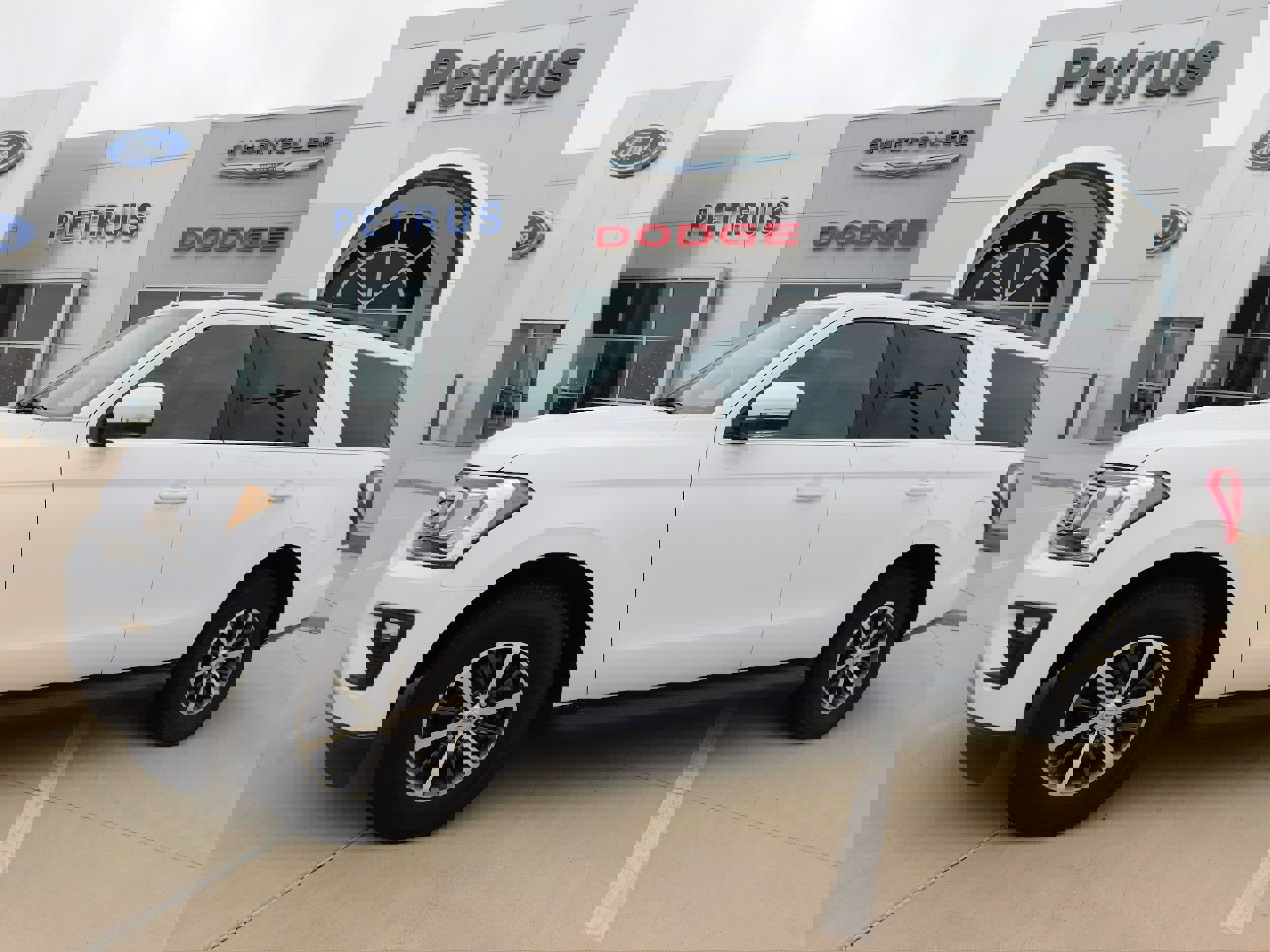 Used 2019 Ford Expedition XLT w/ Equipment Group 201A