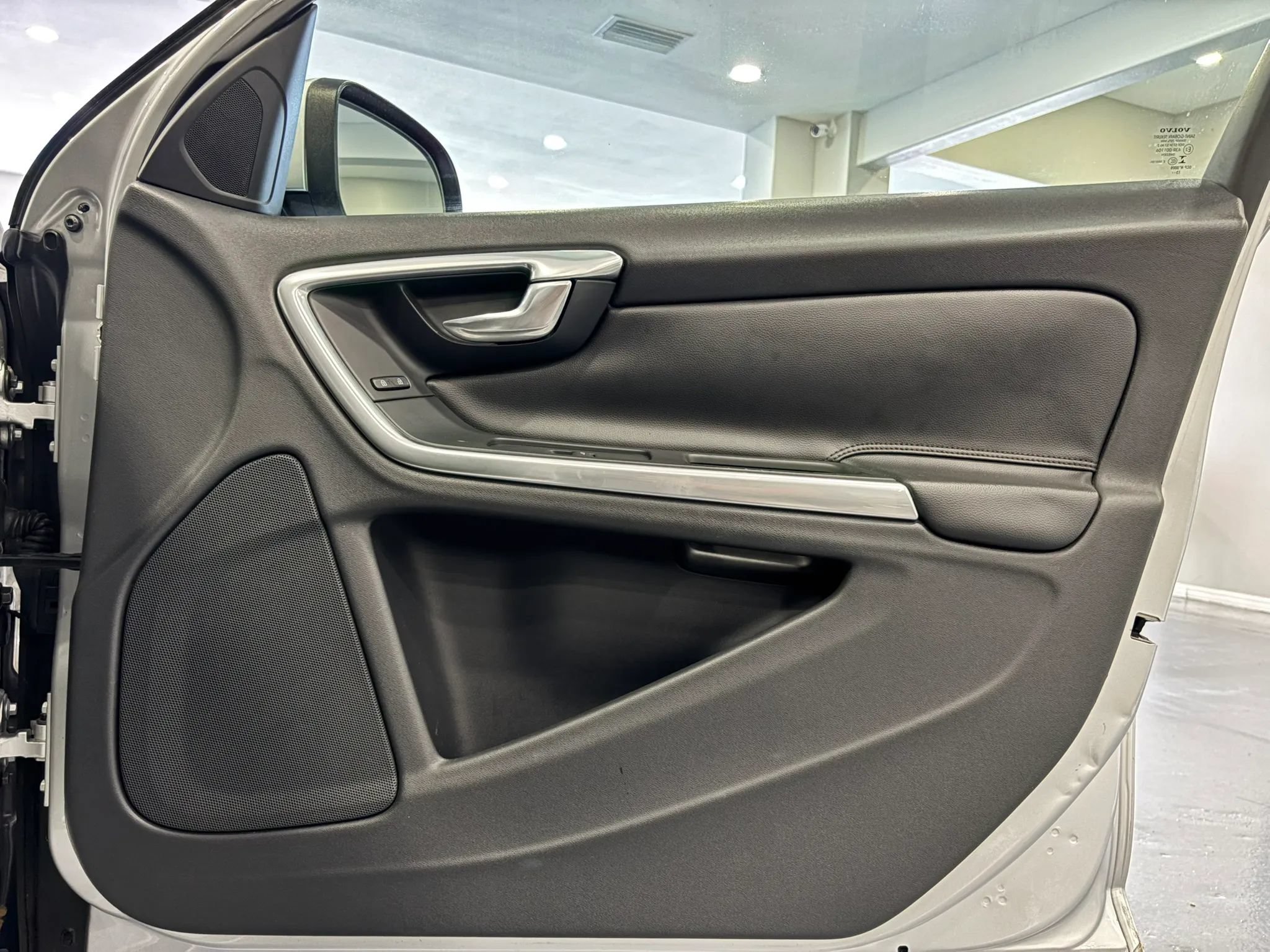 Used 2015 Volvo S60 T5 Premier FWD image 38
