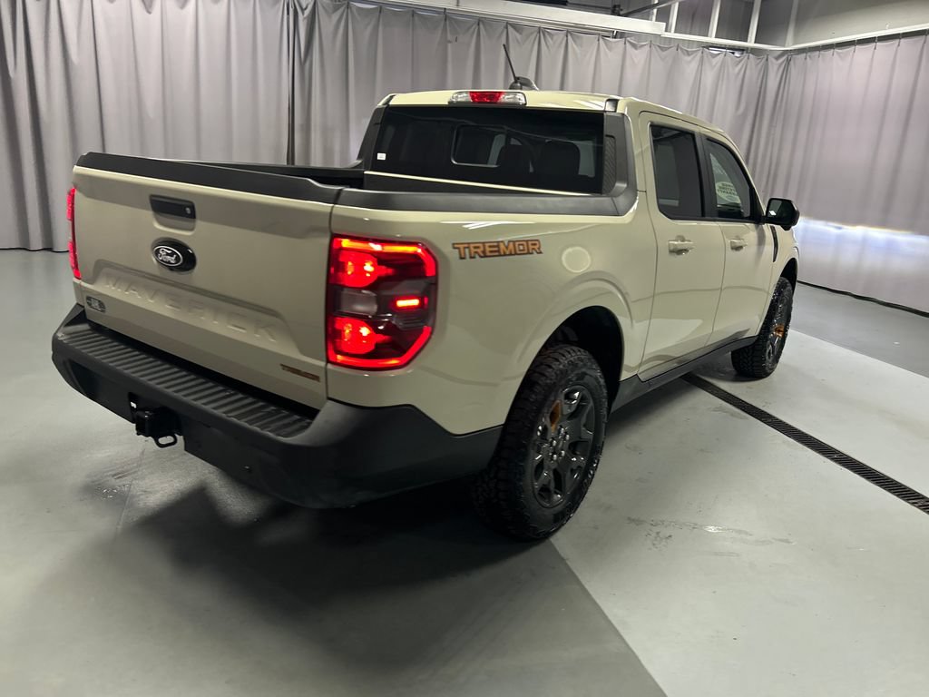 Used 2025 Ford Maverick Tremor AWD/4WD image 7