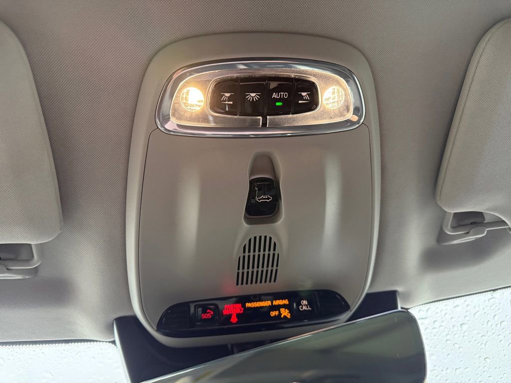 Used 2022 Volvo XC90 T6 Momentum image 24