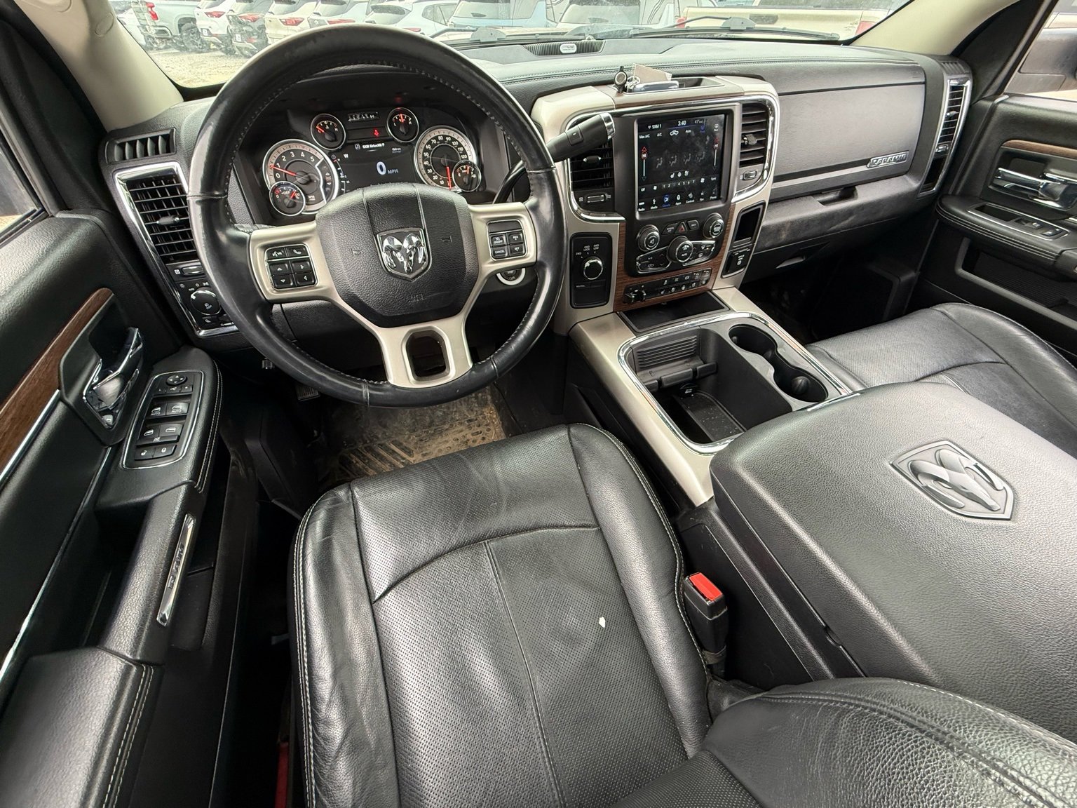 Used 2018 RAM 2500 Laramie w/ Cold Weather Group image 12