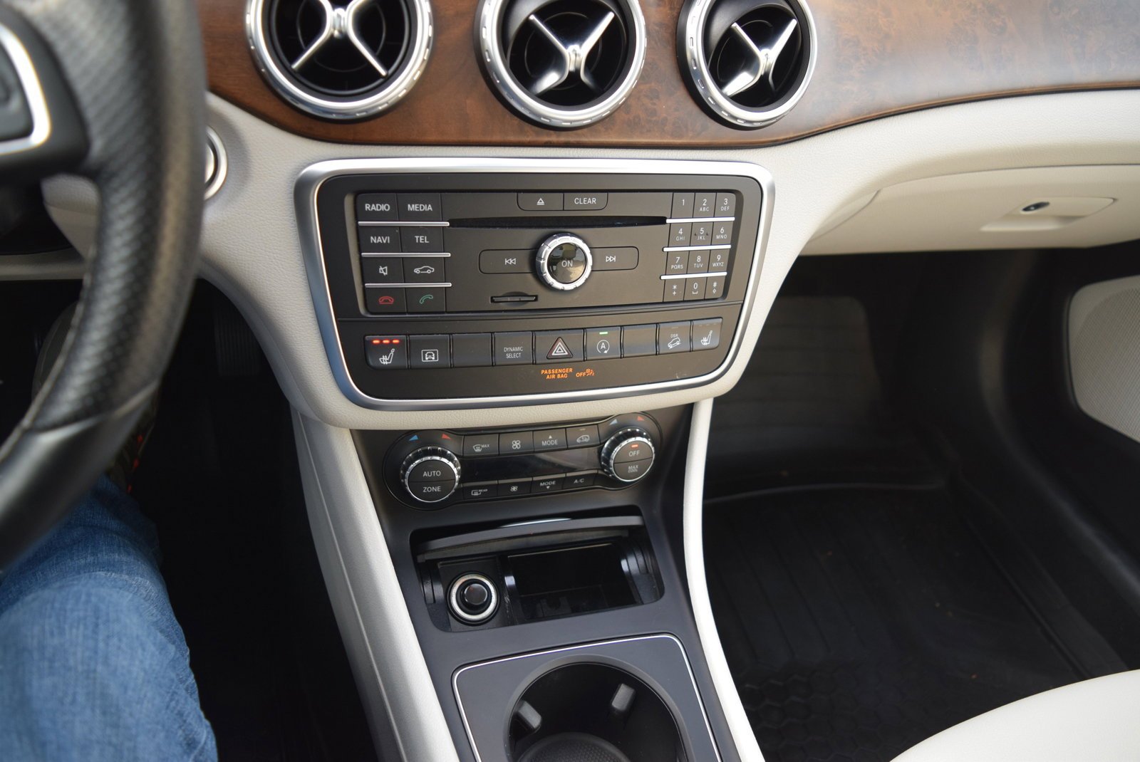 Used 2016 Mercedes-Benz GLA 250 4MATIC image 15