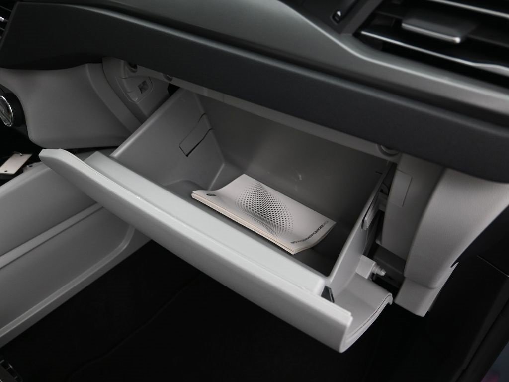 Certified 2025 Ford Escape Active image 30