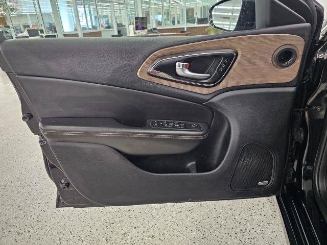 Used 2015 Chrysler 200 C w/ Navigation & Sound Group I FWD image 27