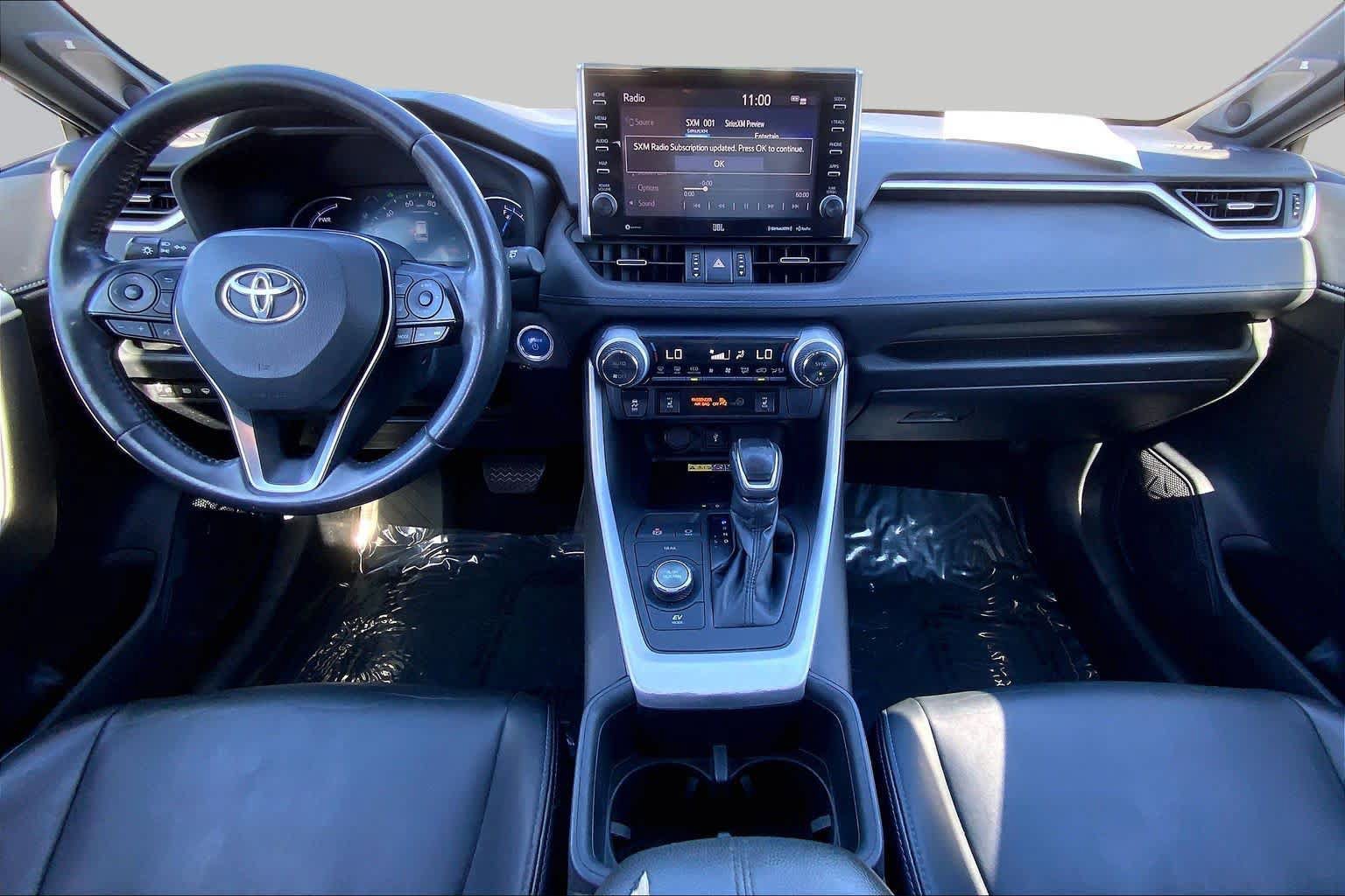 Used 2022 Toyota RAV4 XSE AWD/4WD image 15