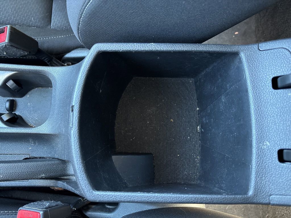 Used 2019 Hyundai Elantra GT image 36