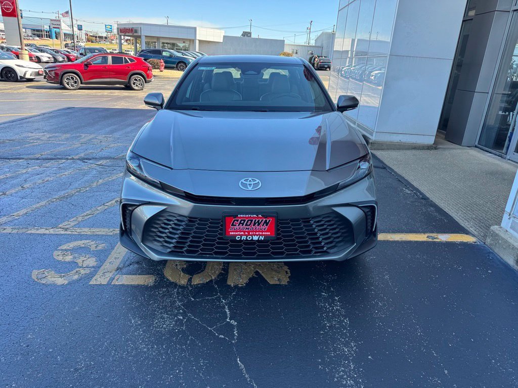 New 2026 Toyota Camry SE w/ Convenience Package AWD/4WD image 5