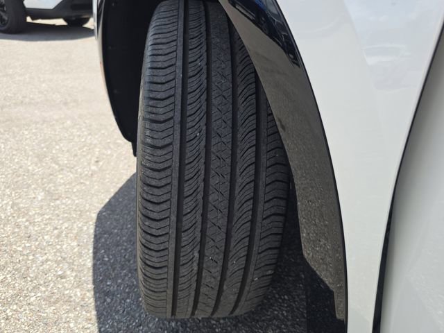 Certified 2023 Buick Envision Preferred w/ Sport Touring Package image 30