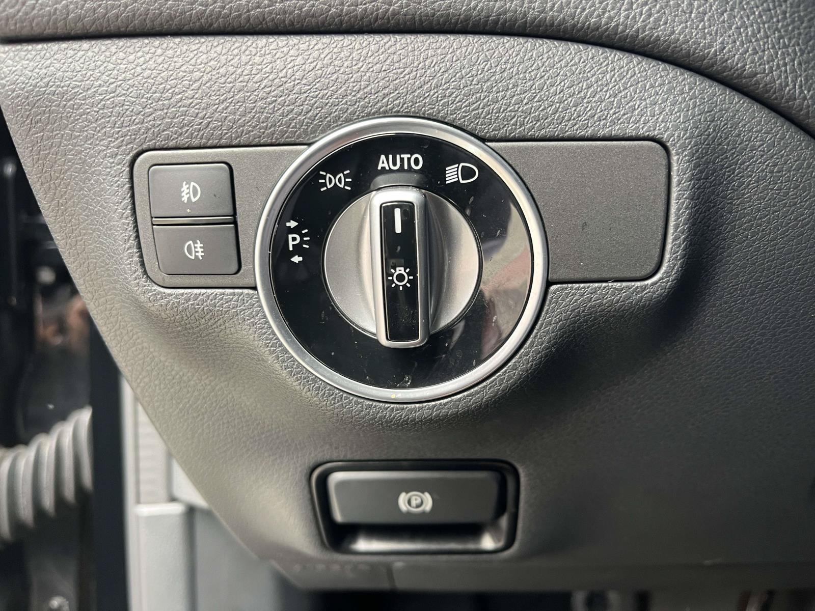 Used 2019 Mercedes-Benz GLA 250 4MATIC image 19