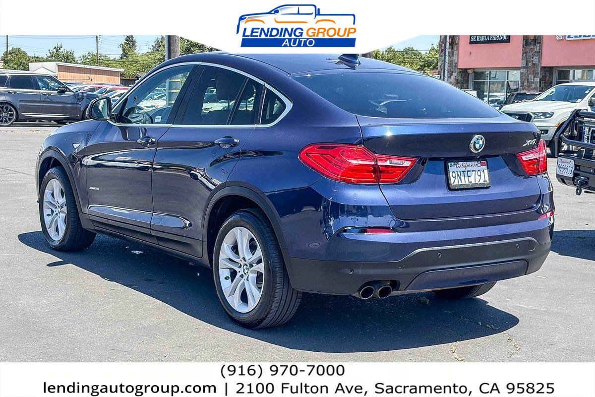 Used 2016 BMW X4 xDrive28i AWD/4WD image 2
