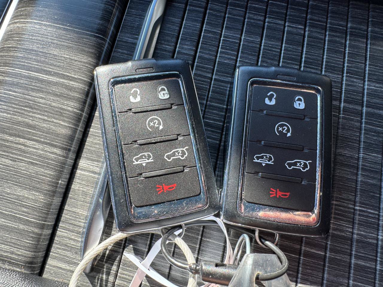 Used 2024 Jeep Wagoneer Series III AWD/4WD image 37