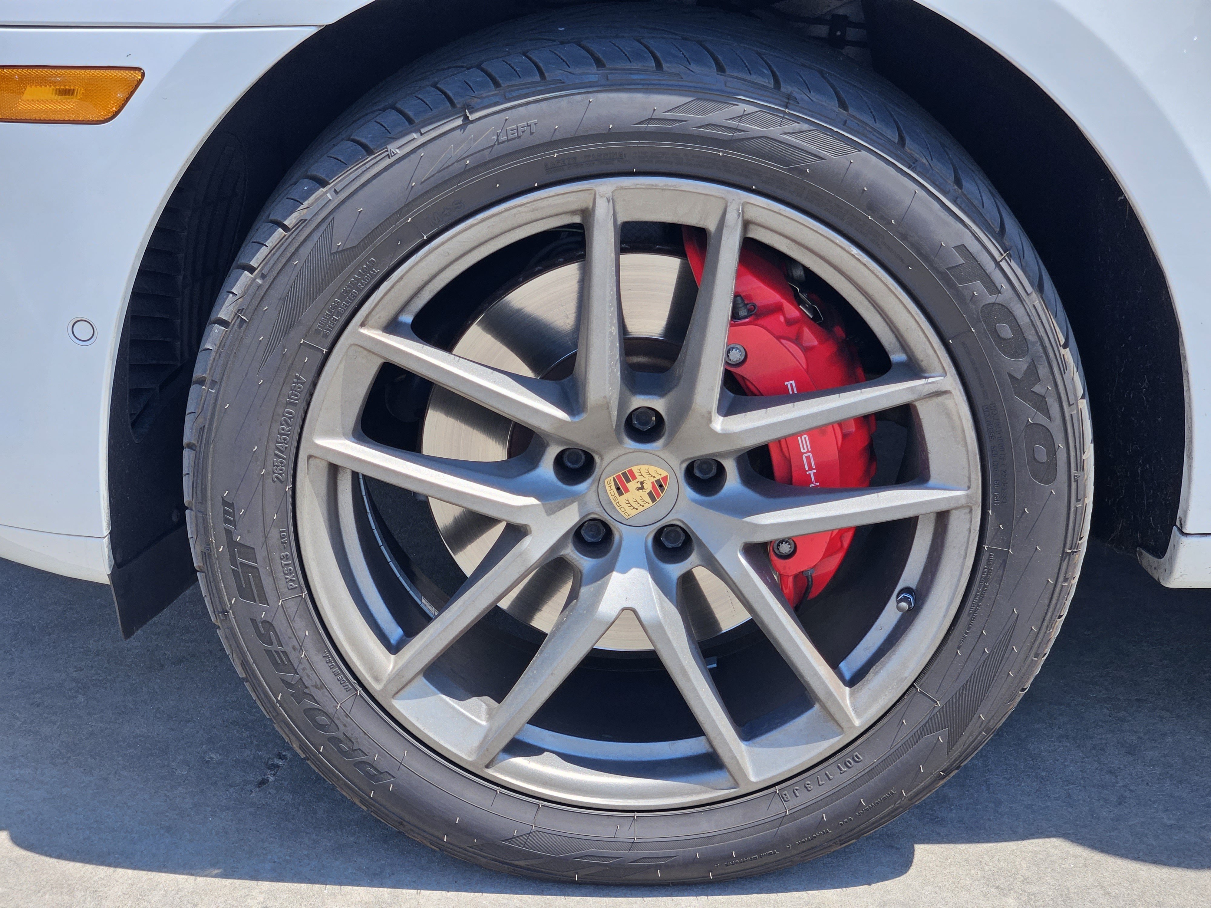 Certified 2022 Porsche Macan S w/ Premium Package Plus AWD/4WD image 14