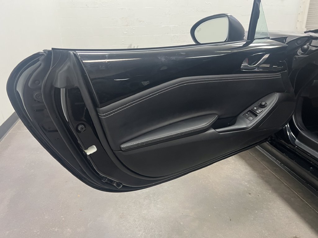 Used 2024 MAZDA MX-5 Miata Grand Touring RWD image 13