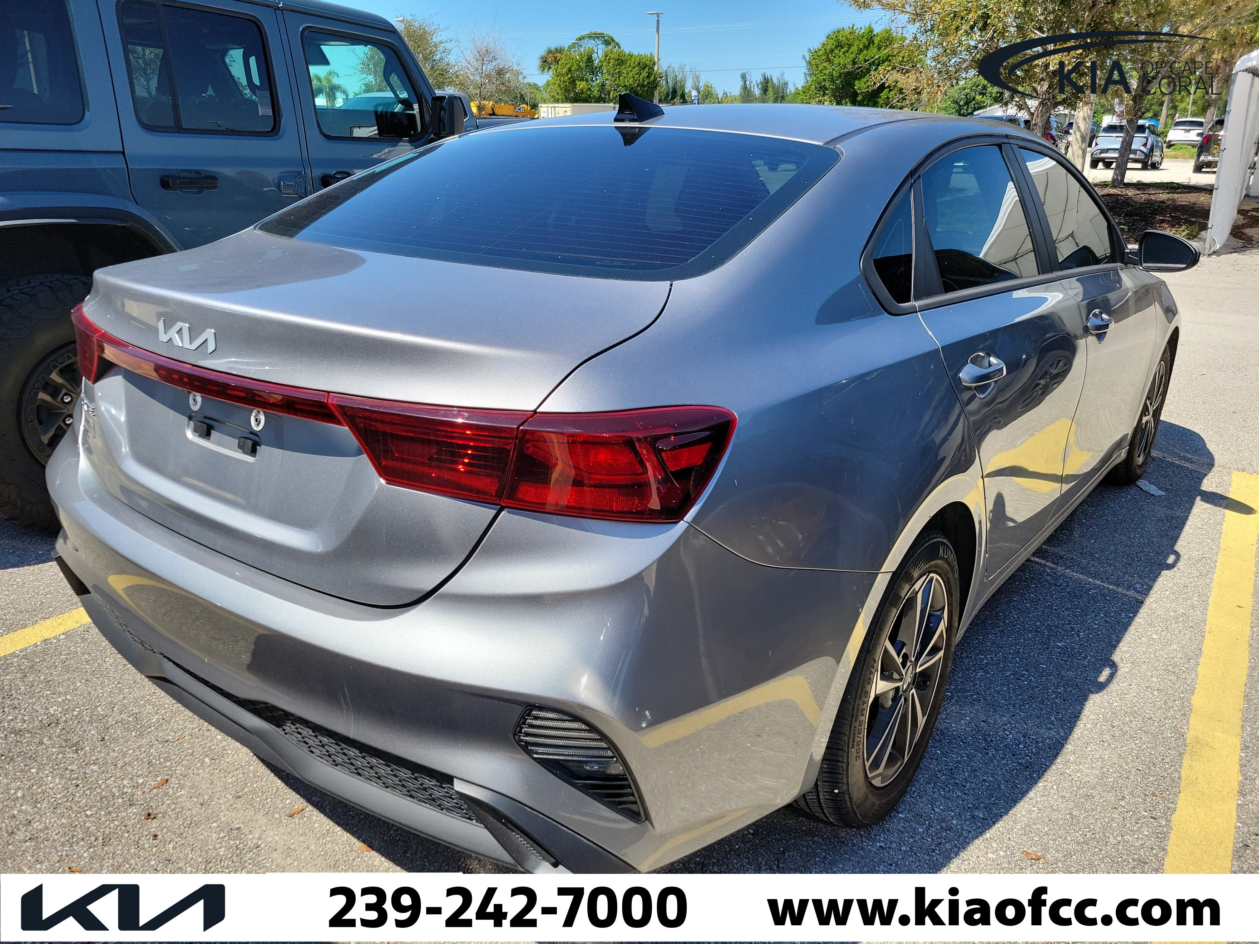Certified 2024 Kia Forte LXS FWD image 7