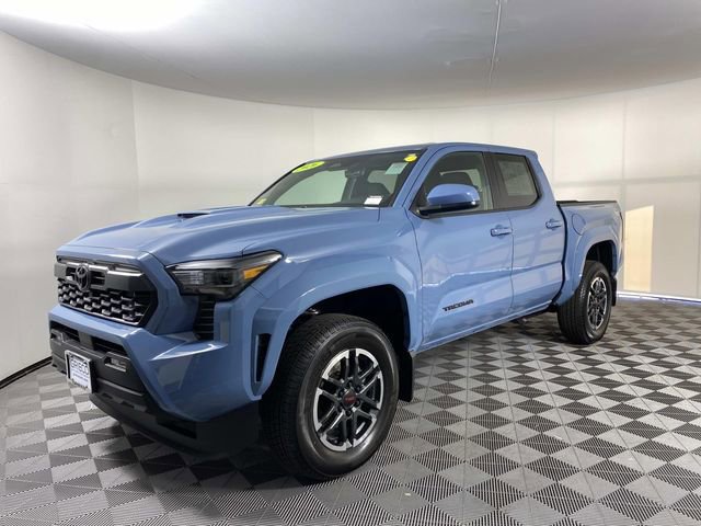 Used 2026 Toyota Tacoma TRD Sport image 4