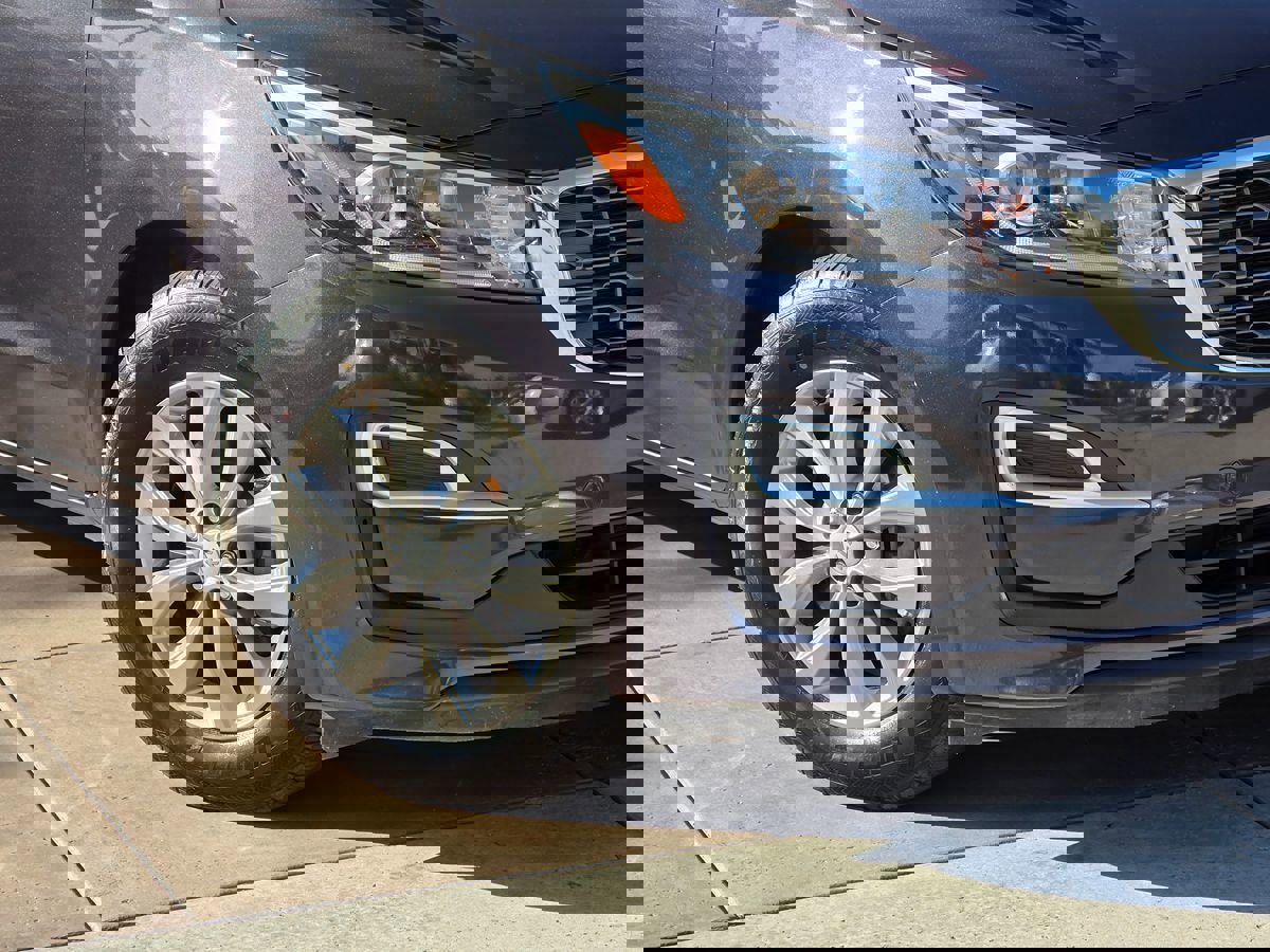 Used 2019 Kia Sedona LX image 5