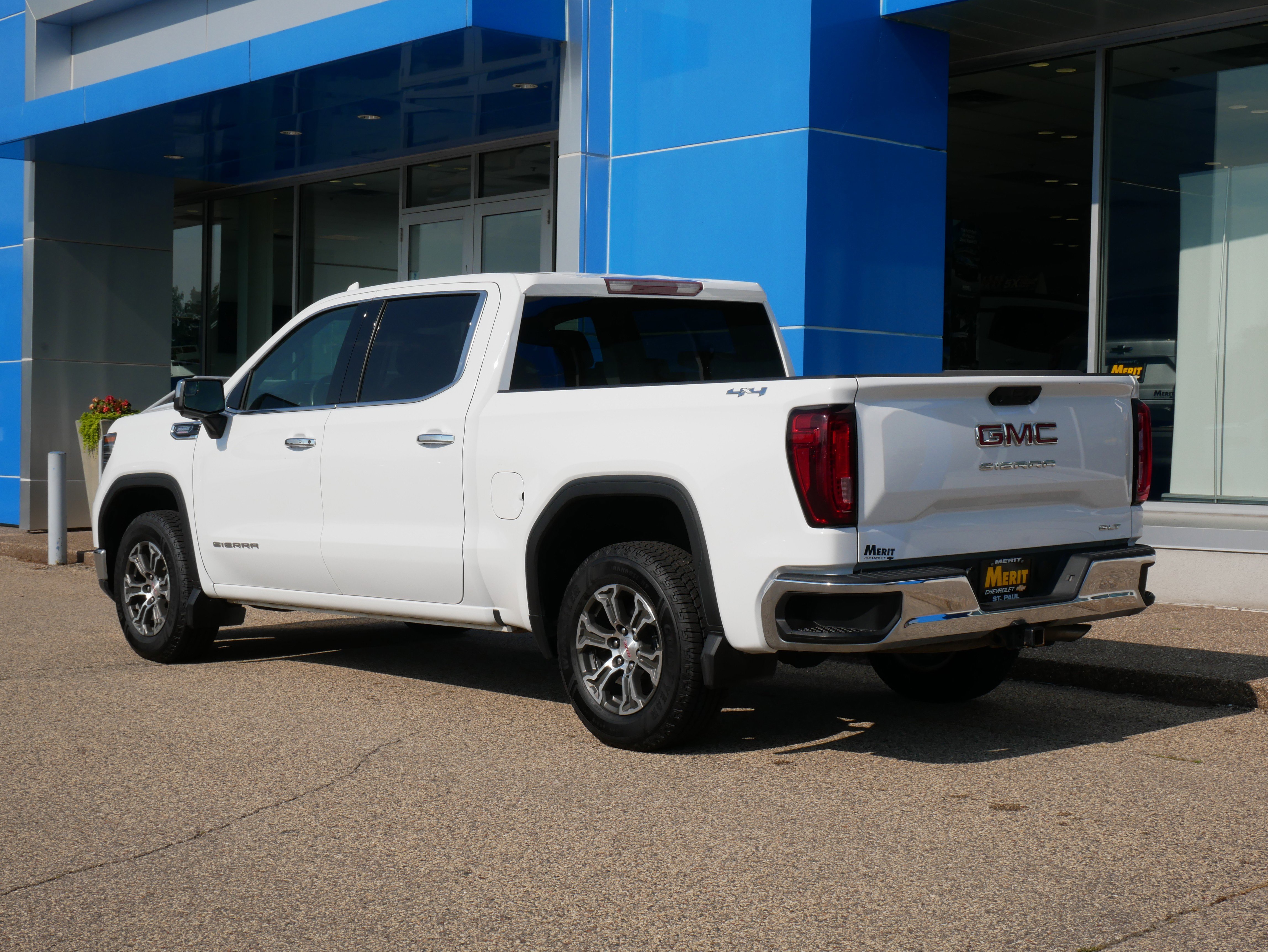 Used 2023 GMC Sierra 1500 SLT image 4