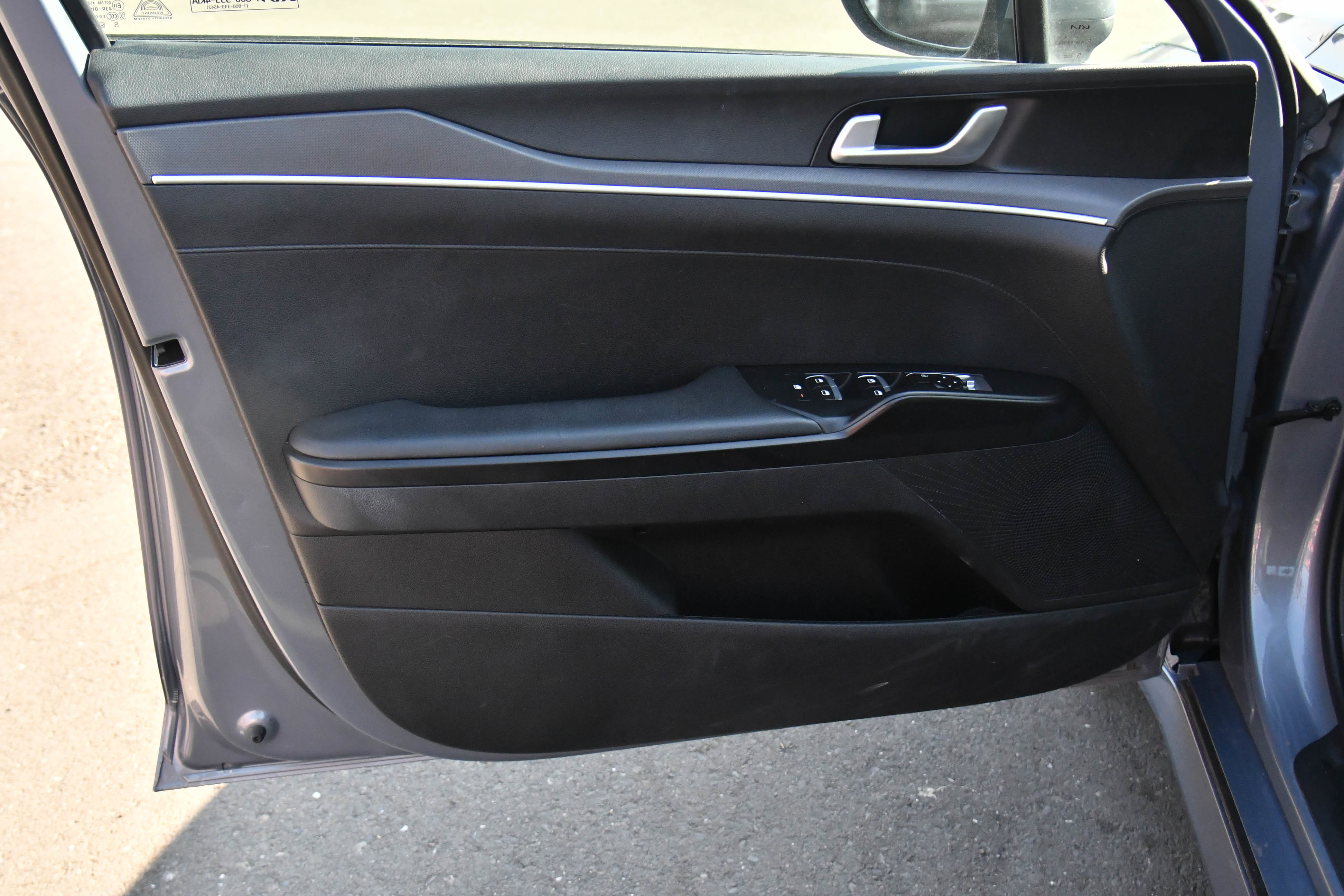 Used 2023 Kia K5 LXS image 13