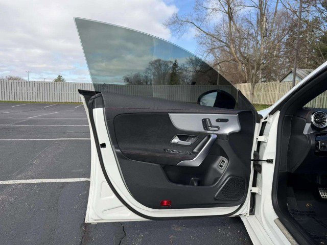 Certified 2023 Mercedes-Benz CLA 250 4MATIC image 17