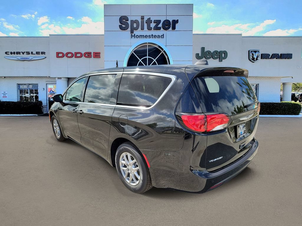New 2026 Chrysler Voyager LX FWD image 3