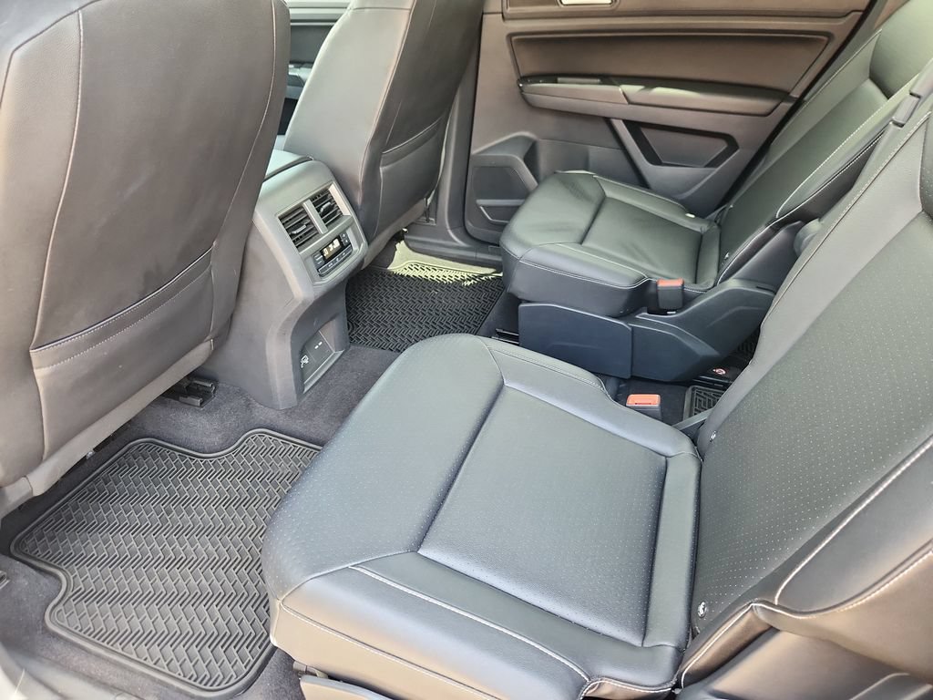 Used 2021 Volkswagen Atlas SEL AWD/4WD image 7