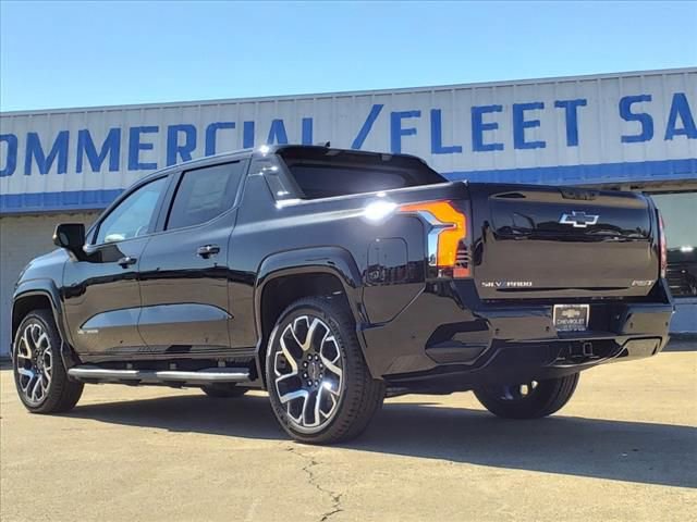 New 2024 Chevrolet Silverado EV RST AWD/4WD image 6