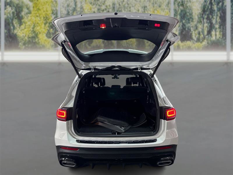 Used 2020 Mercedes-Benz GLB 250 4MATIC image 13