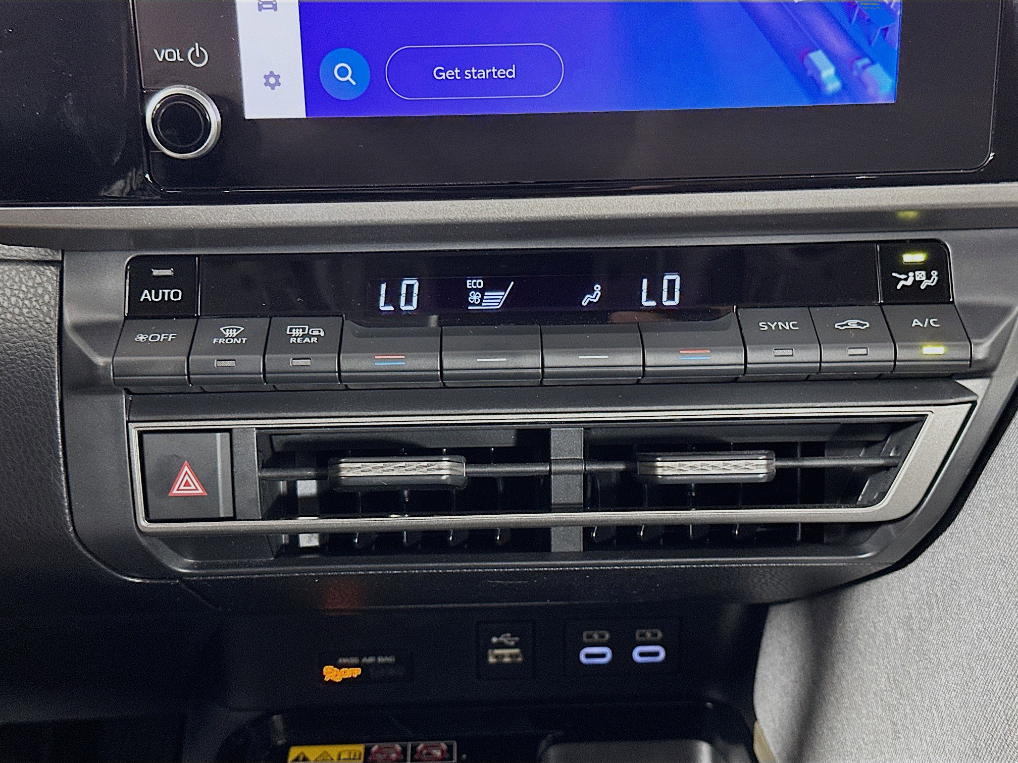 Used 2025 Toyota Camry LE image 23