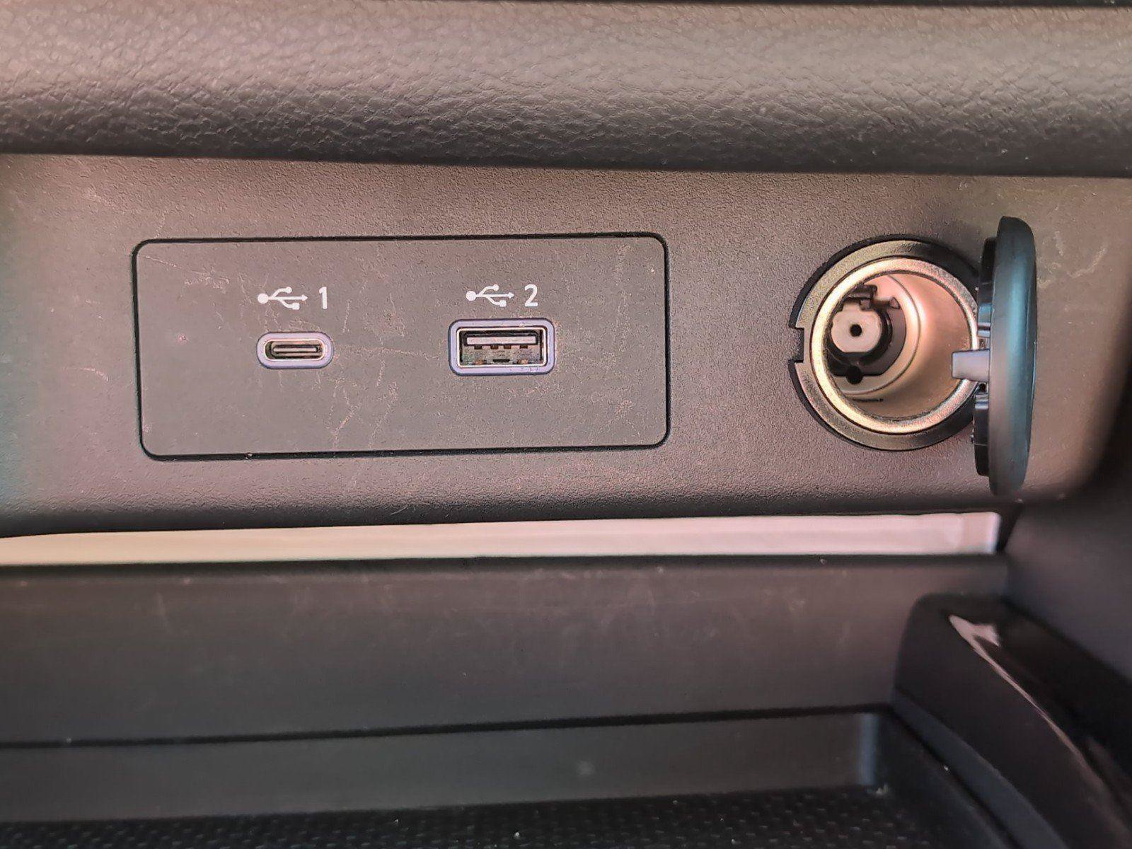 Used 2023 Nissan Rogue S FWD image 24