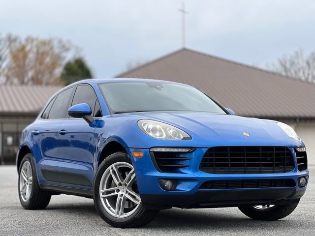 Used 2017 Porsche Macan AWD/4WD image 3