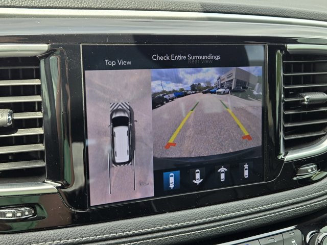 Used 2020 Chrysler Pacifica Limited w/ Advanced Safetytec Group image 29